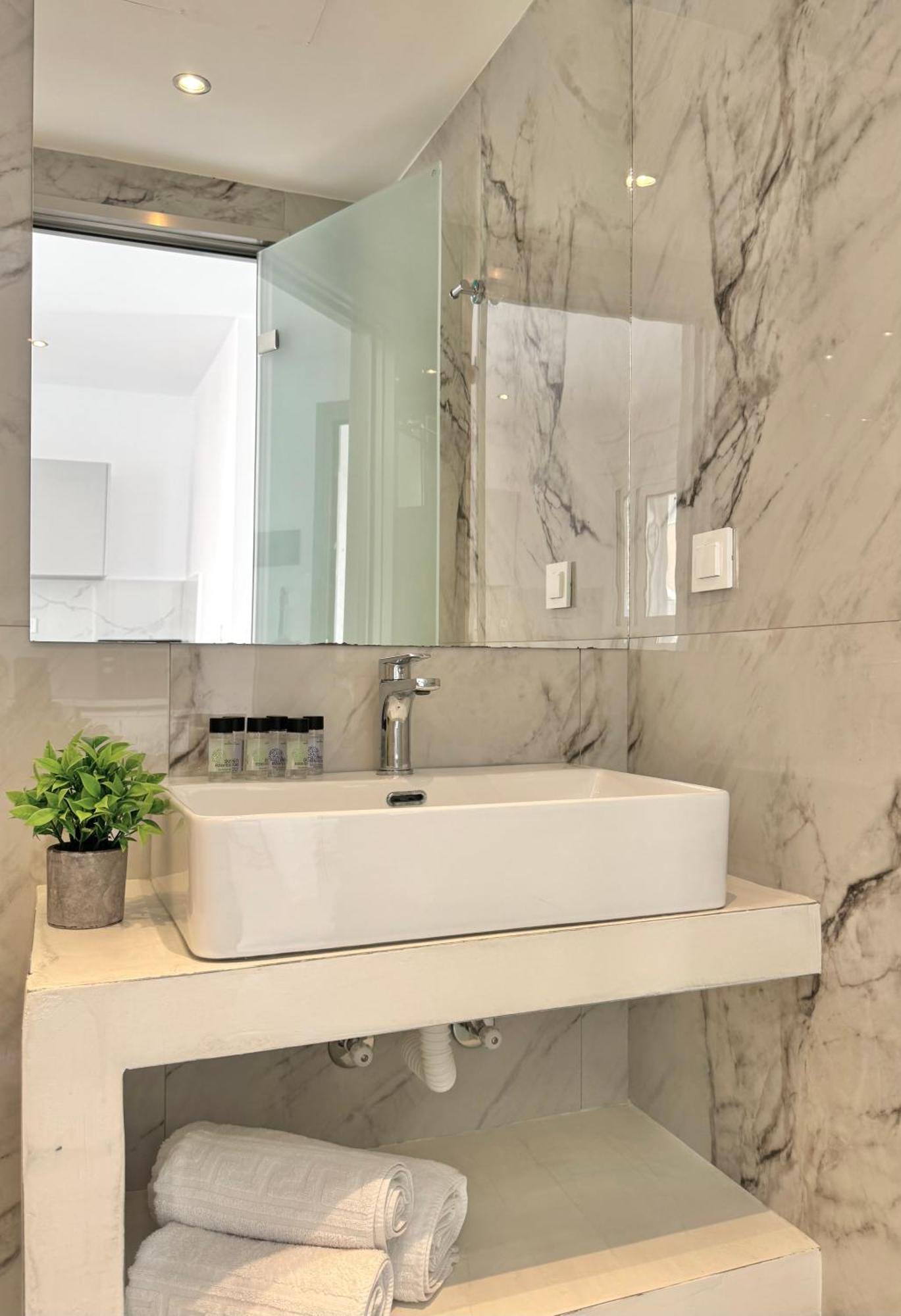 Zen Apartments 拉加纳斯 外观 照片